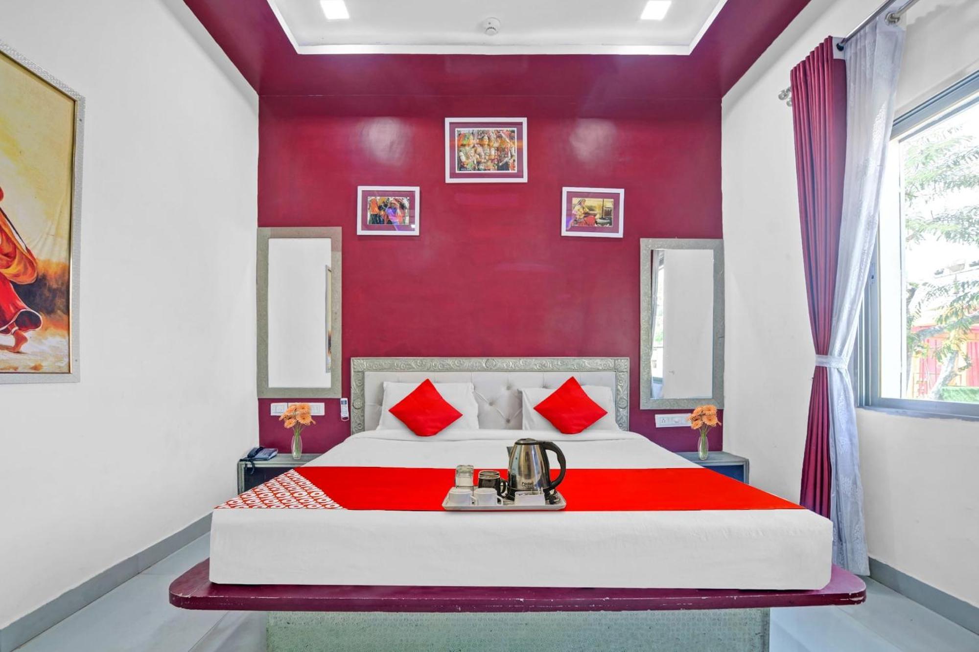 Hotel O Udaipur Palace Buitenkant foto